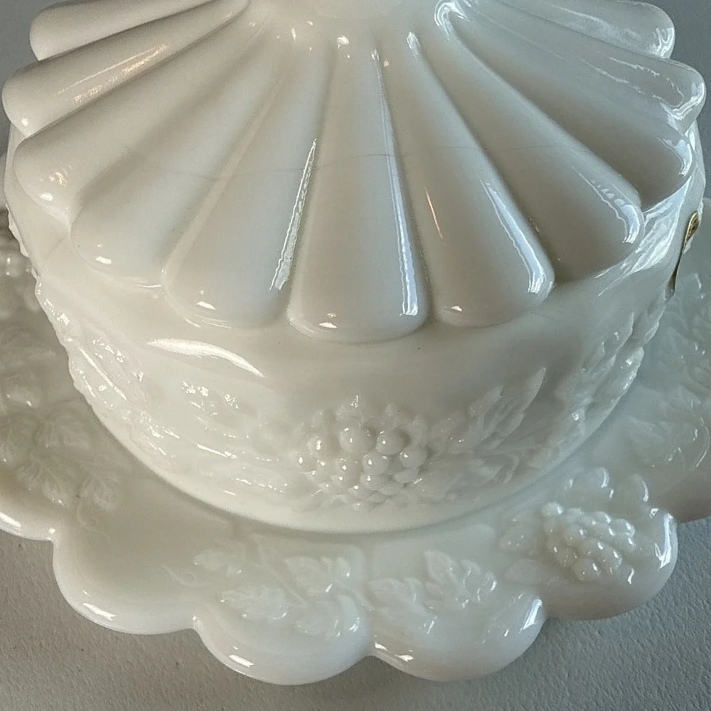 Vintage Milk Glass Grape Covered Dish Scalloped Butter Candy Cheese Westmoreland